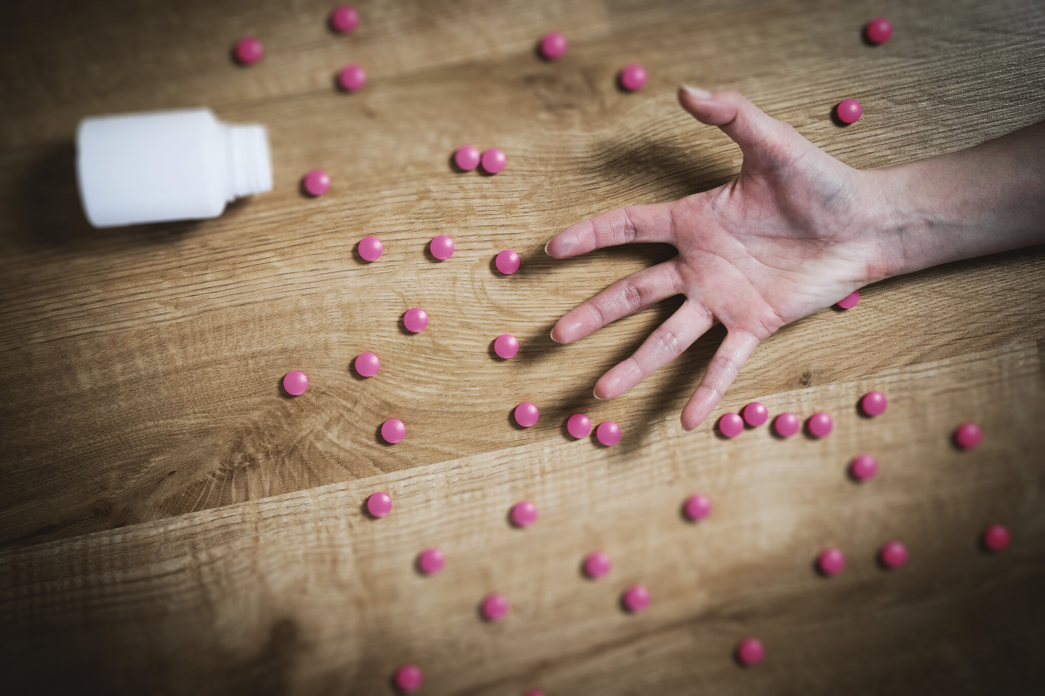 Installing CPU processor on motherboard socket · Free Stock Photos